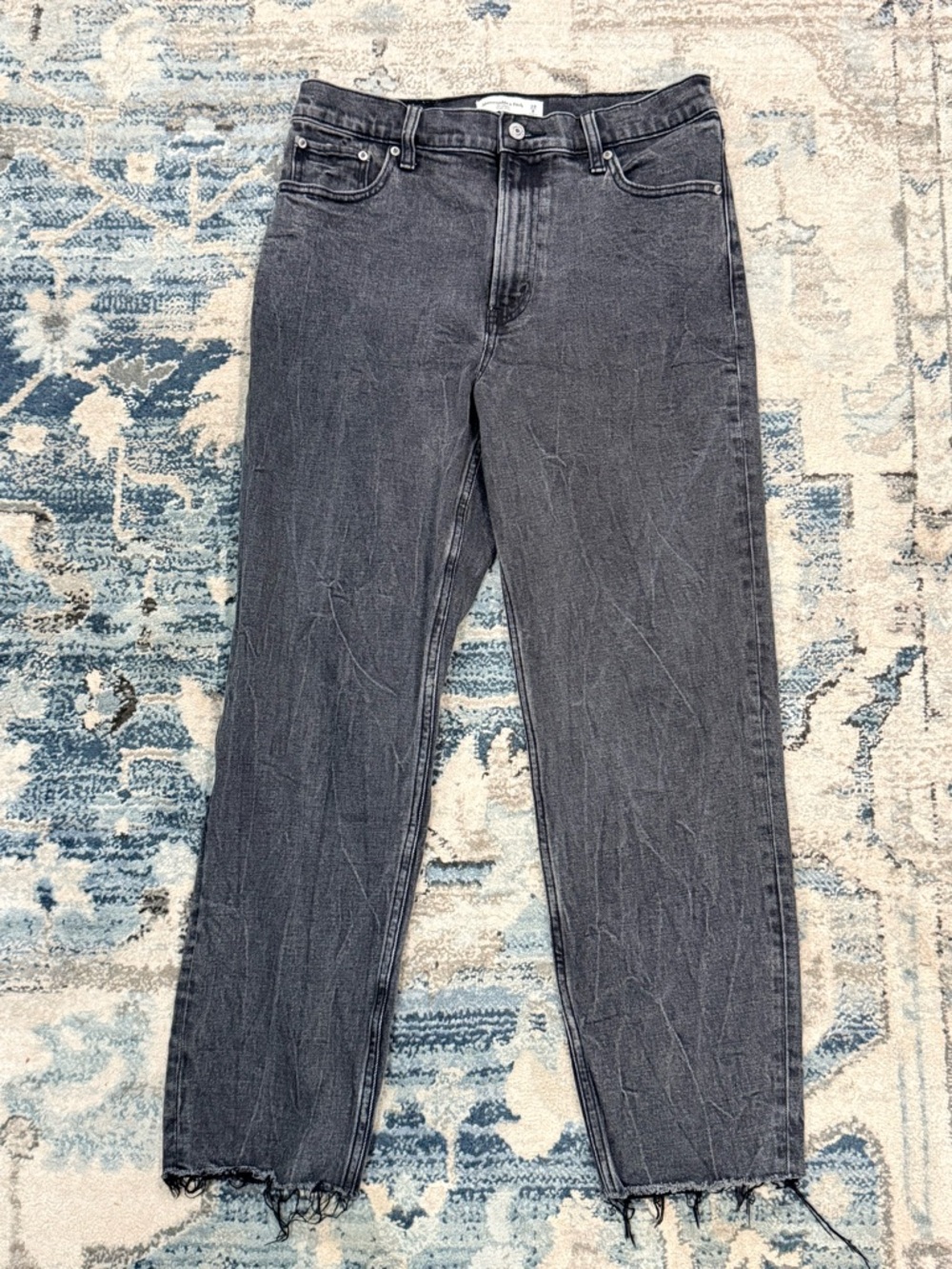 Abercrombie & Fitch the Mom High Rise Jean Washed Black 29
